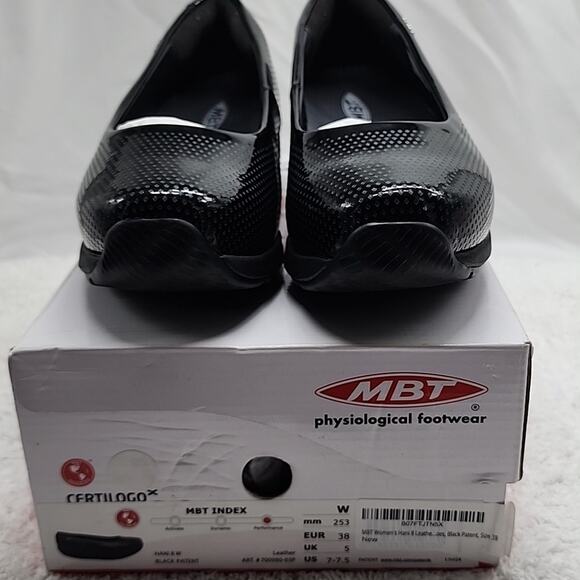 MBT HANI 8 BLACK PATENT LEATHER SLIP ON SHOES SIZE 7-7.5 NIB - Picture 3 of 16
